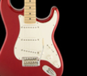 GUITARES / BASSES / AMPLIS