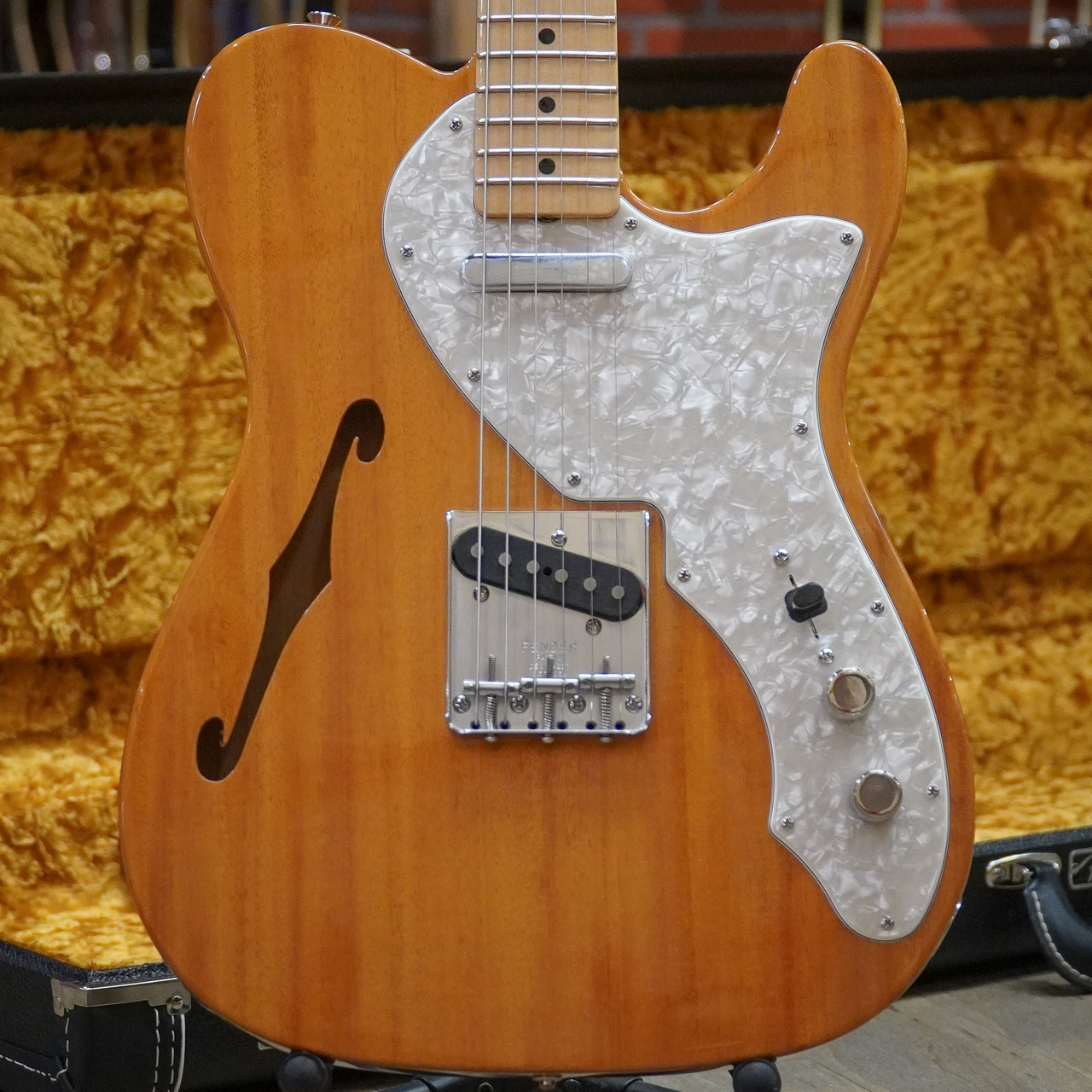 Guitare Electrique Fender Custom Shop '68 Telecaster Thinline Aged Natural