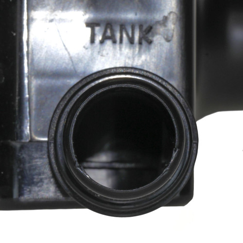 Standard Ignition Fuel Vapor Canister CP3520 - connector view