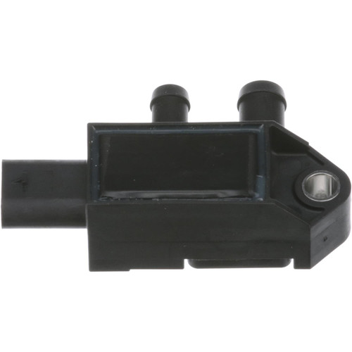 Standard Ignition Diesel Particulate Filter Pressure Sensor DPS136 - bottom view