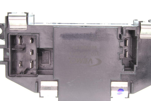 VEMO Passenger Compartment Fan Regulator V10-79-0019