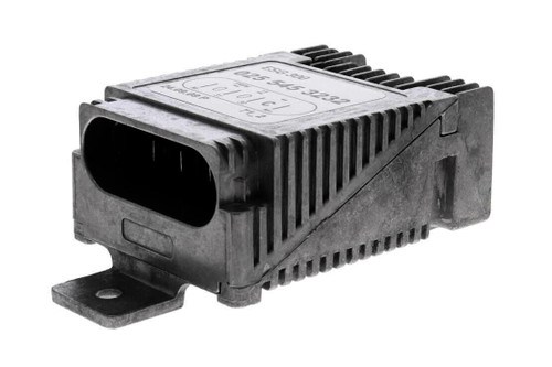 VEMO Interior Blower Regulator V30-79-0012