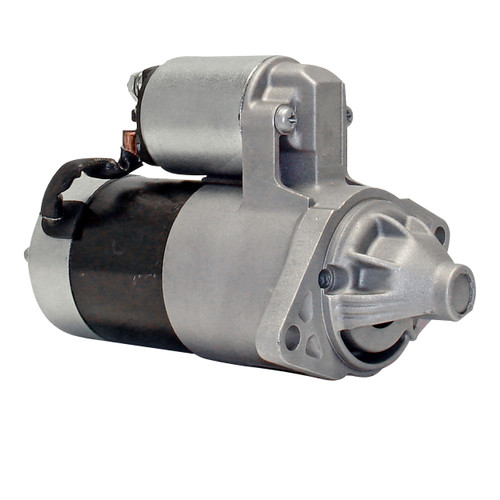 MPA Quality-Built New Starter 12124N - angled view