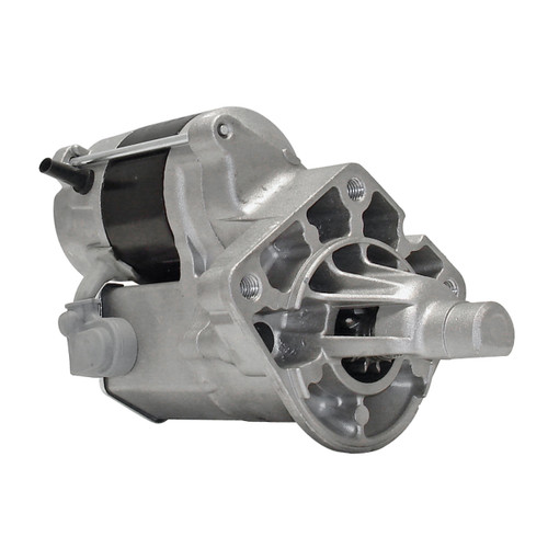 MPA Quality-Built Remanufactured Starter 17570 - angled view
