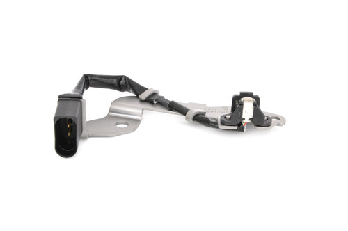 Bosch Camshaft Sensor 0232101031 for 1998-2015 Volkswagen 2.0L (Beetle, Golf, Jetta)