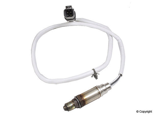Bosch Premium Switching-Type Oxygen (O2) Sensors 13226 for 1996-2000 Nissan 3.3L (Pathfinder)