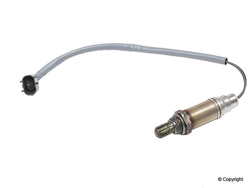 Bosch Premium Switching-Type Oxygen (O2) Sensors 12108 for 1994-1999 Geo/Toyota 1.8L 1.6L (Prizm, Celica, Corolla, Paseo)