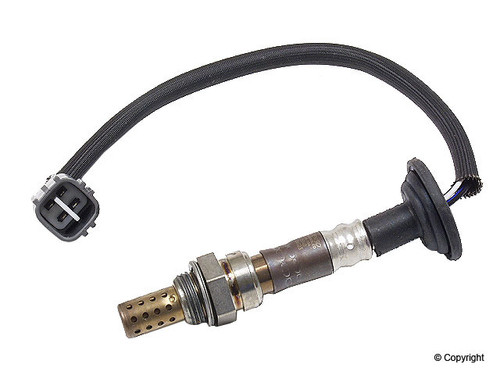 Bosch Premium Switching-Type Oxygen (O2) Sensors 13302 for 1995-2004 Toyota 3.0L 1.5L (Avalon, Paseo, Tercel)