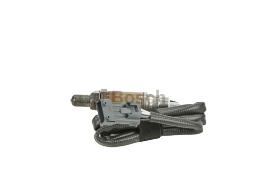 Bosch Premium Switching-Type Oxygen (O2) Sensors 13577 for 1996-2000 Porsche/Saab 3.6L 2.3L (911, 9-3, 9-5, 900)