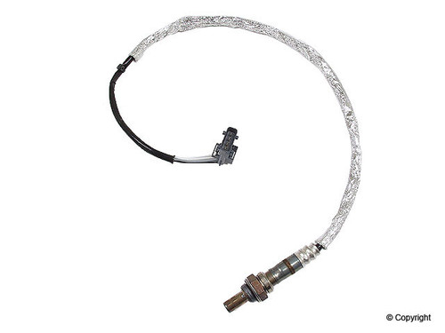 Bosch Premium Switching-Type Oxygen (O2) Sensors 15037 for 2003 Saab 2.0L (9-3)