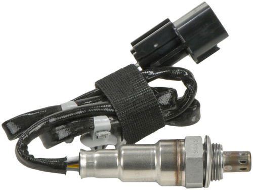 Bosch Premium Switching-Type Oxygen (O2) Sensors 13747 for 1999-2003 Hyundai/Kia 2.7L 2.5L (Santa Fe, Sonata, Tiburon, Magentis)