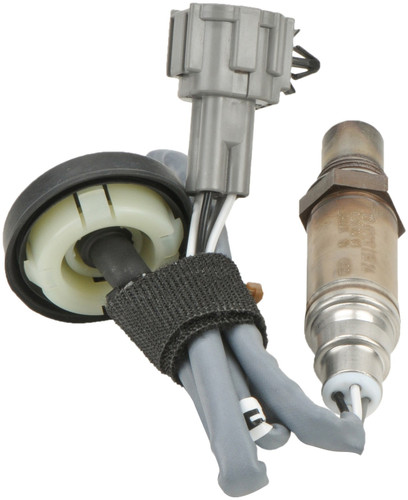 Bosch Premium Switching-Type Oxygen (O2) Sensors 15973 for 1998-2004 Nissan 2.4L (Frontier, Xterra)