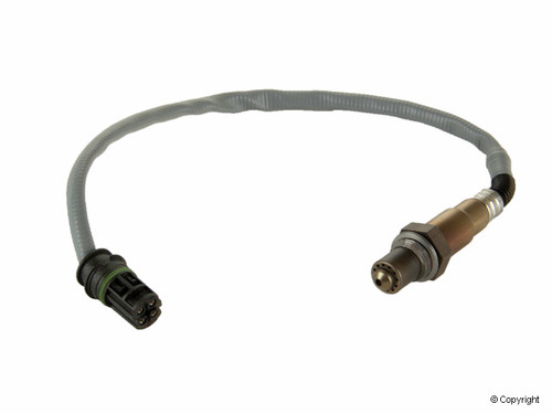 Bosch Premium Switching-Type Oxygen (O2) Sensors 16794 for 2006-2010 BMW 4.8L (550i, 650i, 750i, 750Li)