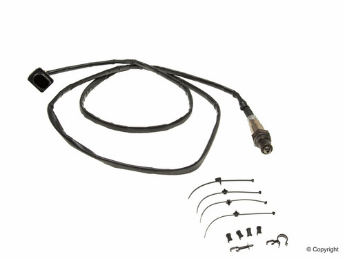 Bosch Premium Wideband A/F Oxygen (O2) Sensors 17182 for 2006-2010 Audi/Volkswagen 6.0L 5.2L (A8 Quattro, S8, Beetle, Phaeton)