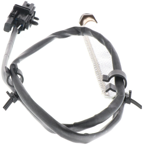 Bosch Premium Wideband A/F Oxygen (O2) Sensors 17137 for 2002-2009 Volvo 2.3L 2.4L (S60, S80, V70, XC70)