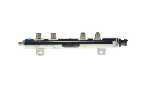Bosch Fuel Rail F00RL00143 for 2006-2010 Chevrolet/GMC 6.6L (Express 2500, Express 3500, Express 4500, Silverado 2500 HD)
