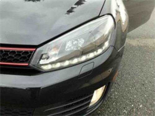 Spyder Black Projector Headlights with DRL for Volkswagen Golf/GTI (Halogen Model)