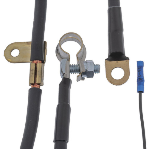 Standard Ignition Center Lug Cable A404CLTD for 1980-1986 Ford 5.0L 5.8L (Bronco, F-100, F-150, F-250)
