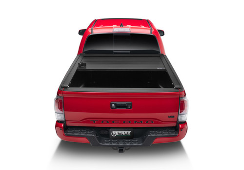 Retrax RetraxPRO XR Tonneau Cover for 2007-2020 Toyota Tundra CrewMax with 5.5ft Bed and Deck Rail System