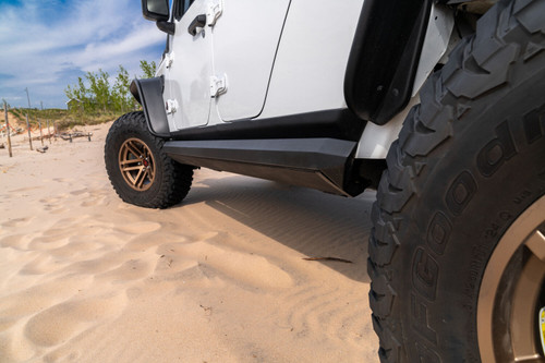 AMP Research Running Board 77135-01A for 2020-2026 Jeep (Gladiator)
