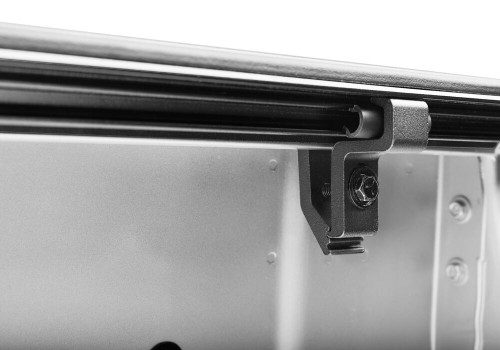 UnderCover Tonneau Cover FX51021 for 2022-2026 Nissan (Frontier)