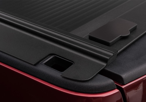 Retrax New Tonneau Cover 60243 for 2019-2026 Ram (1500)