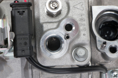 Four Seasons New 7SBU17C Compressor for 2013-2021 Freightliner/Mercedes-Benz 2.1L (Sprinter 2500, Sprinter 3500, C300) 198306