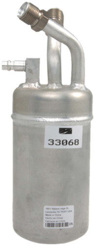 Four Seasons Accumulator for 1994-1997 Ford 7.2L (L8501, L8513, L9000, L9501) 33068