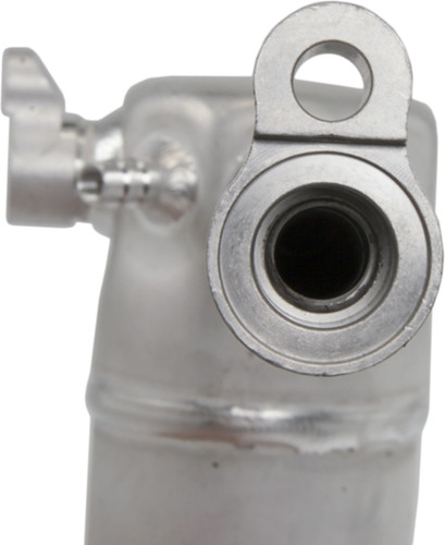 Four Seasons Accumulator w/ Hose for 1998-2002 Chevrolet/Pontiac 5.7L (Camaro, Firebird) 33157