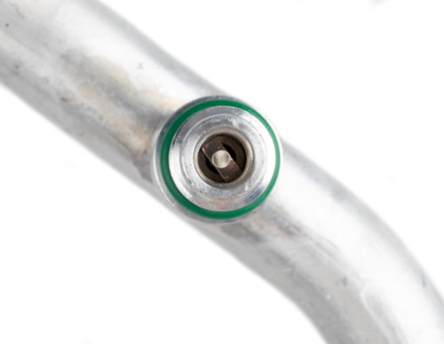 Four Seasons Discharge Line Hose Assembly for 1998-2003 Mercedes-Benz (ML320, ML430, ML55 AMG) 63222