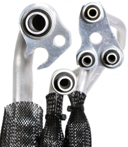 Four Seasons Suction & Liquid Line Hose Assembly w/o Orifice Tube for 2020-2021 Tesla (Y) 65185