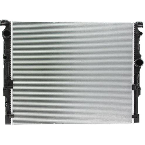 GPD Radiator 13634C for 2016-2020 BMW 2.0L 3.0L (530i, 530i xDrive, 540i, 540i xDrive)