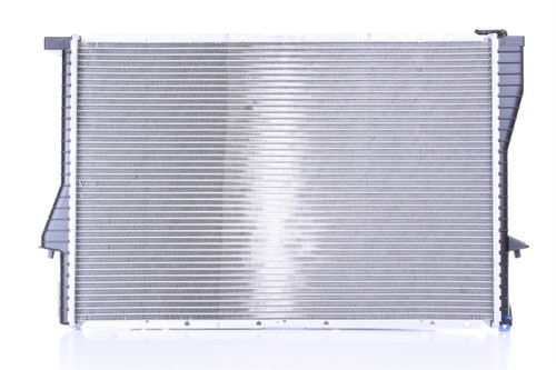 Nissens Radiator 60648A for 1996-2003 BMW 2.5L 2.8L (525i, 528i, 530i, 540i)