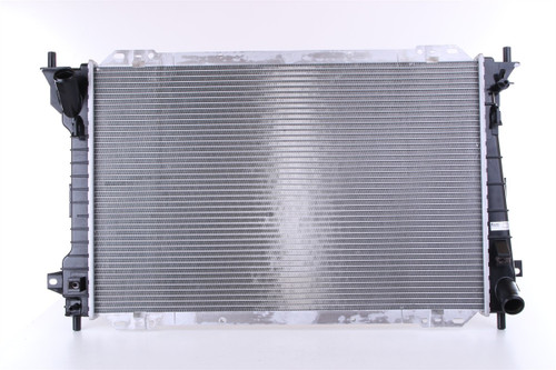 Nissens Radiator 62033 for 1992-2006 Ford/Lincoln/Mercury 4.6L (Crown Victoria, Town Car, Grand Marquis, Marauder)