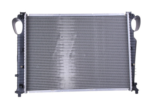 Nissens Radiator w/Integrated Transmission Oil Cooler 62774A for 2006 Mercedes-Benz 3.7L (S350)