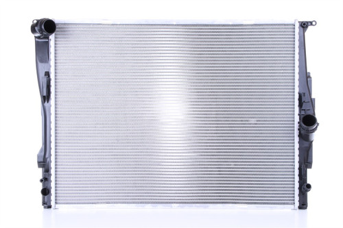 Nissens Radiator 60786A for 2005-2013 BMW 2.0L 3.0L (120i, 125i, 128i, 130i)