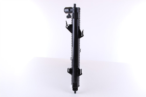 Nissens Radiator w/Integrated Transmission Oil Cooler 67076 for 2007-2012 Hyundai 2.0L (Elantra)