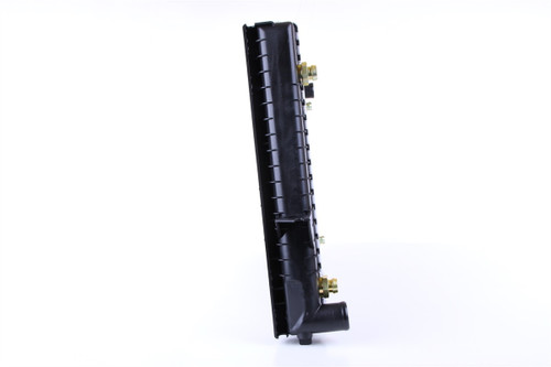 Nissens Radiator w/Integrated Transmission Oil Cooler 65539A for 1994-2002 Volvo 2.4L 2.3L (850, C70, S70, V70)