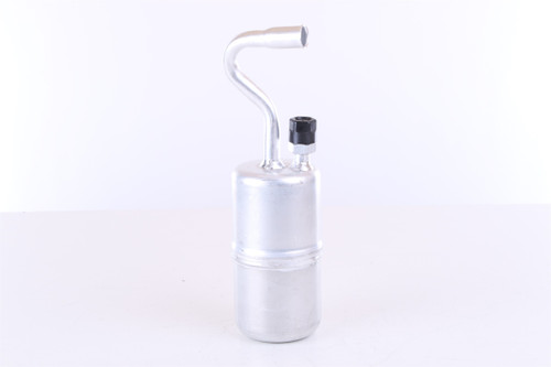 Nissens A/C Receiver Drier/Accumulator 95135 for 1991-2004 Volvo 2.4L 2.3L (850, 940, C70, S70)