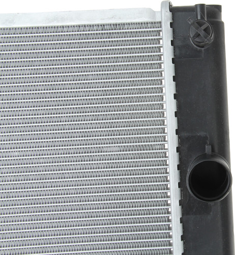 DENSO Auto Parts Radiator 221-3143 for 2010-2016 Lexus/Toyota (CT200h, Prius, Prius Plug-In)