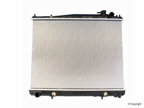 DENSO Auto Parts Radiator 221-3420 for 2000-2004 INFINITI/Nissan (QX4, Pathfinder)