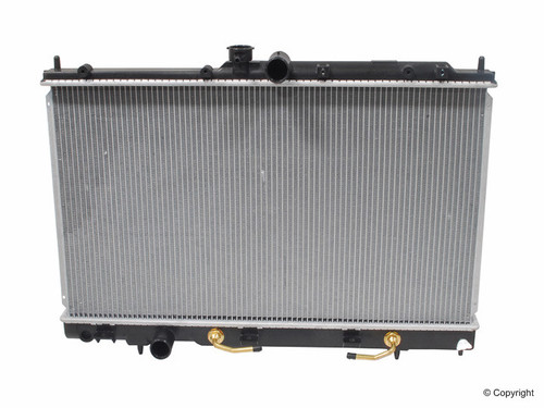 DENSO Auto Parts Radiator 221-3311 for 2002-2007 Mitsubishi (Lancer)