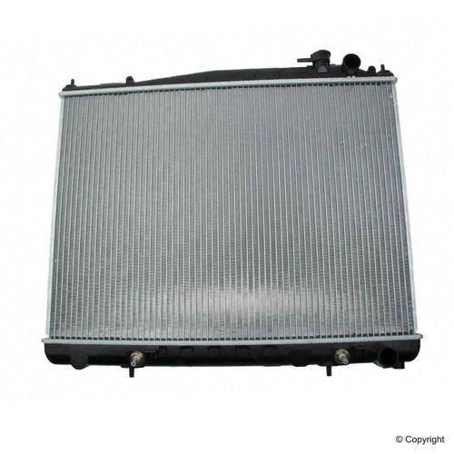 DENSO Auto Parts Radiator 221-3404 for 1996-2000 INFINITI/Nissan (QX4, Pathfinder)