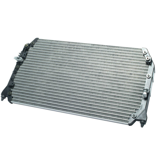 DENSO Auto Parts Condenser A/C 477-0513 for 1998-2003 Lexus/Toyota (ES300, Camry, Solara)