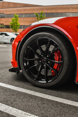 DBA T3 5000 Series Slotted Right Front Rotor Ring for 2009-2014 Cadillac CTS-V / 2012-2014 Chevy Camaro ZL1