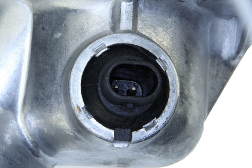 URO Parts Thermostat Assembly 2722000415 for 2005-2013 Mercedes-Benz (C230, C280, C300, C350)