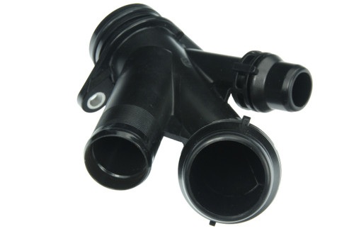 URO Parts Coolant Pipe LR094089