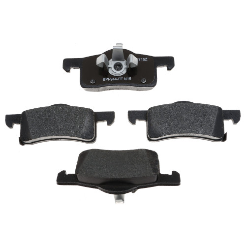 Raybestos R-Line Metallic Brake Pad Set for 2003-2006 Ford/Lincoln (Expedition, Navigator) MGD935M - front view