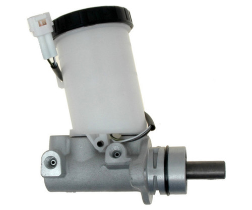 Raybestos Element3 New Master Cylinder for 1999-2004 Chevrolet/Suzuki (Tracker, Vitara) MC390546 - alternate view