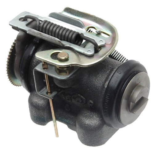 Raybestos Element3 Wheel Cylinder for 1992-2003 Chevrolet/Isuzu/GMC (W3500 Tiltmaster, NPR, W3500 Forward, W4500 Tiltmaster) WC370010 - angled view